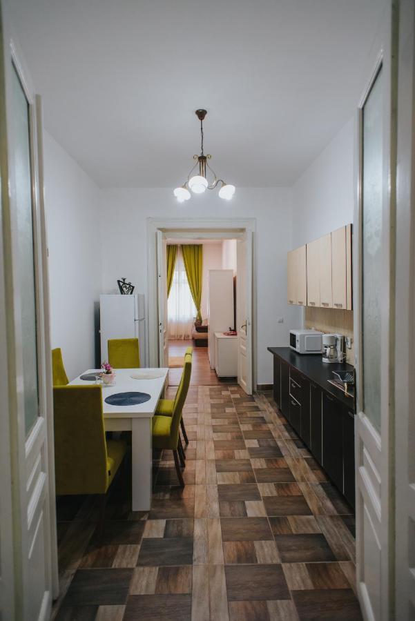 Noo'Vo Central Apartaments ออราแด ภายนอก รูปภาพ