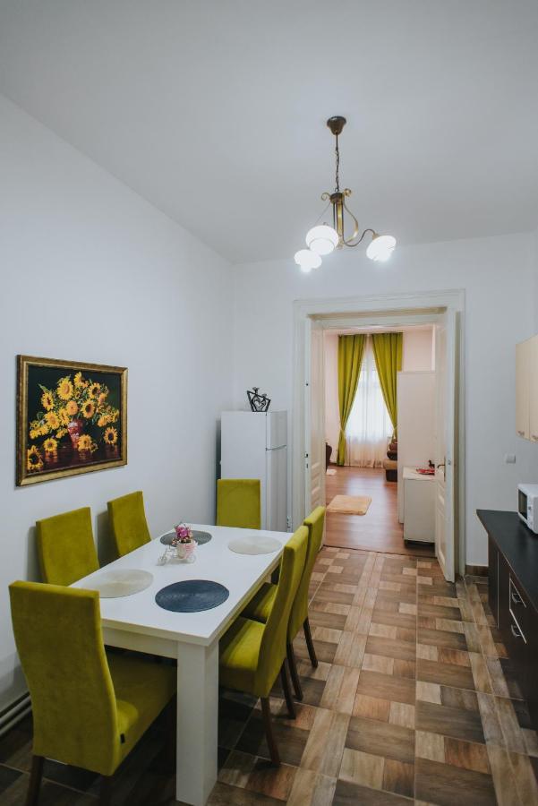 Noo'Vo Central Apartaments ออราแด ภายนอก รูปภาพ
