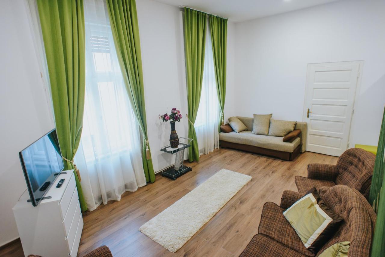 Noo'Vo Central Apartaments ออราแด ภายนอก รูปภาพ